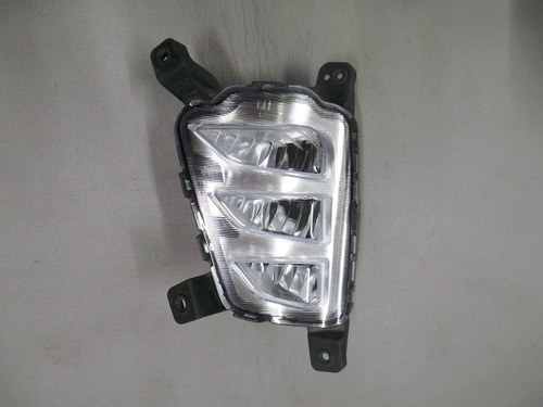 베리 뉴 티볼리 범퍼 안개등(포그램프) LED-운전석(83201335810)