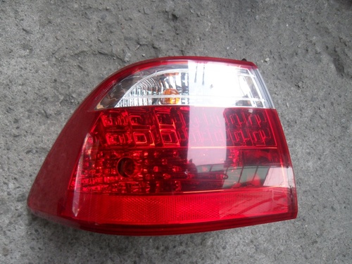 로체 어드밴스, 테일램프(후미등,데루등,리어콤비램프) LED-운전석(92401-2G100)