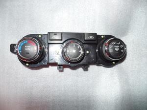 로체 이노베이션 히터 &amp; 에어컨 컨트롤러-수동 972502GXXX자동차중고부품